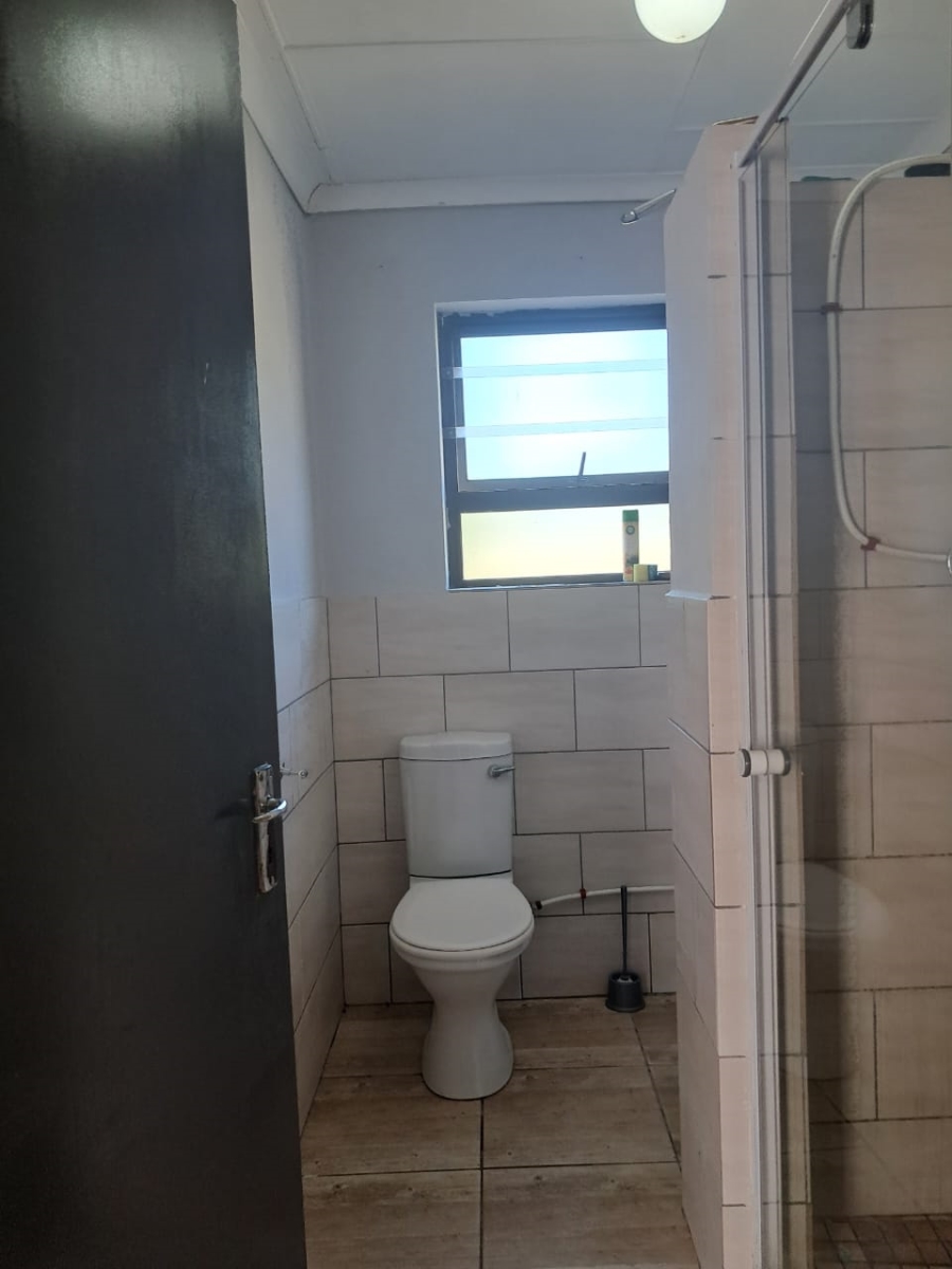 To Let 3 Bedroom Property for Rent in Albertinia Western Cape